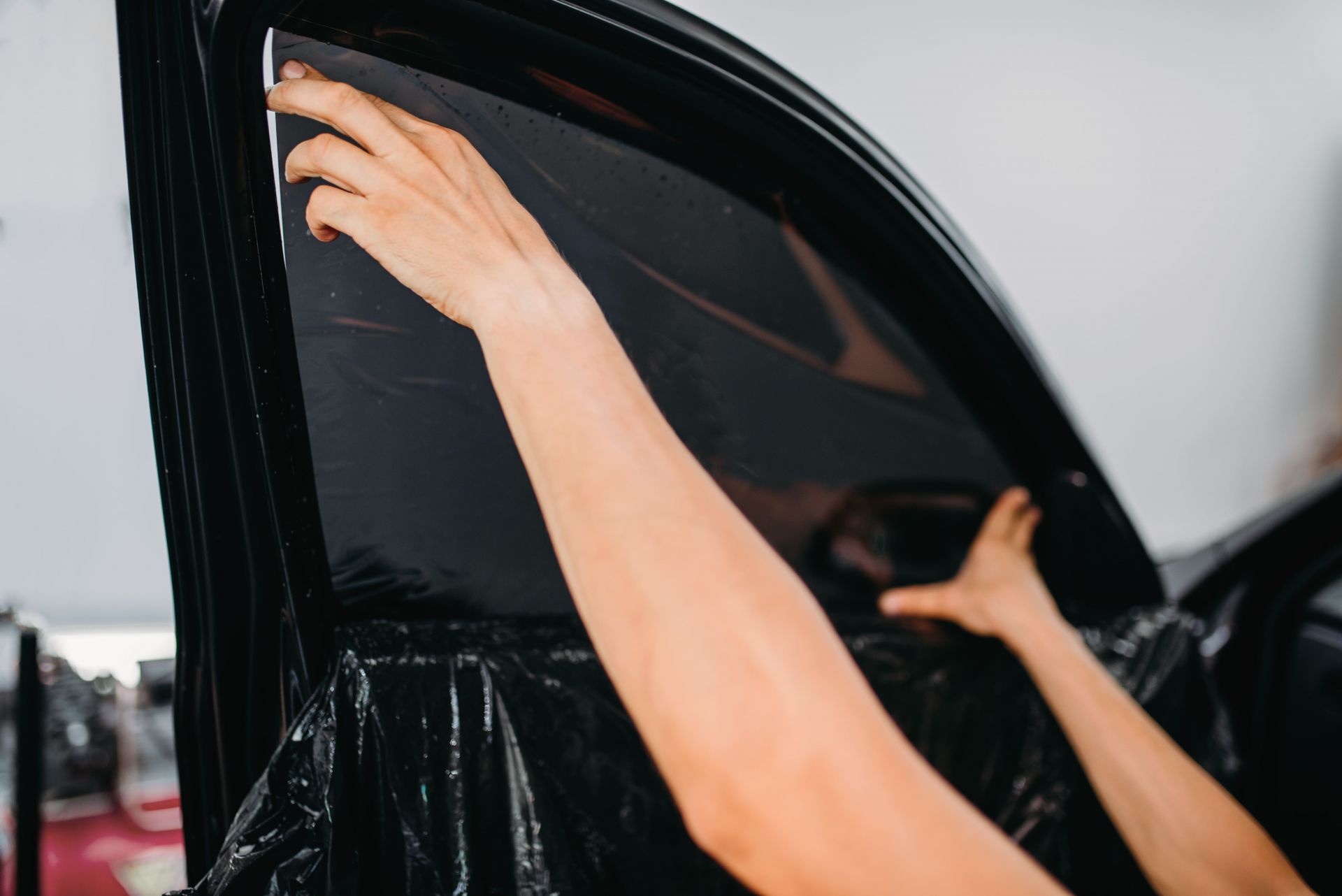 隱形的防曬：探討汽車隔熱紙的紫外線阻隔功能